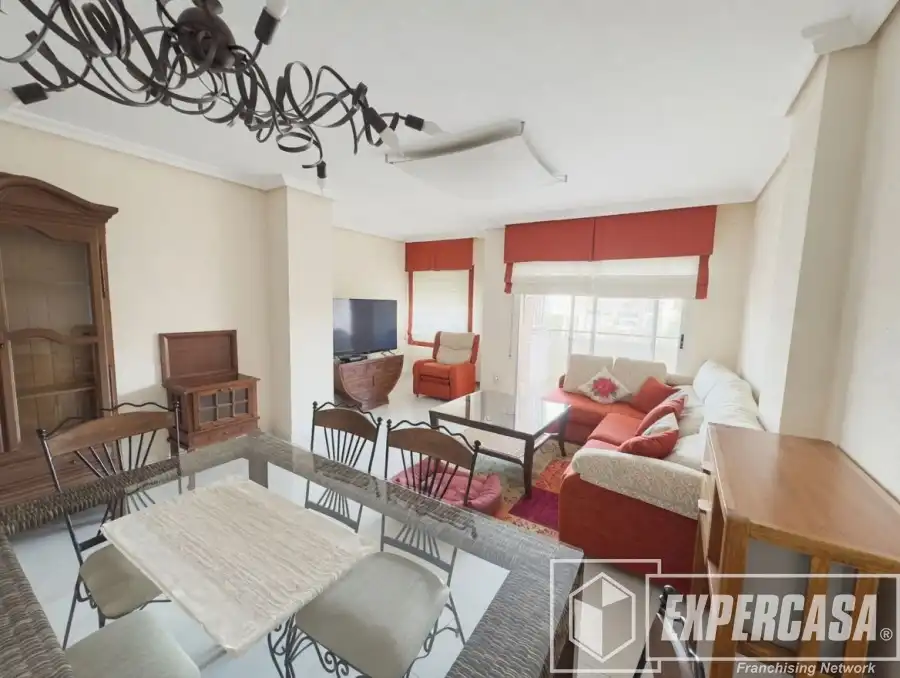 Sala d'estar de Pis en venda en Paterna amb Aire condicionat, Traster i Moblat