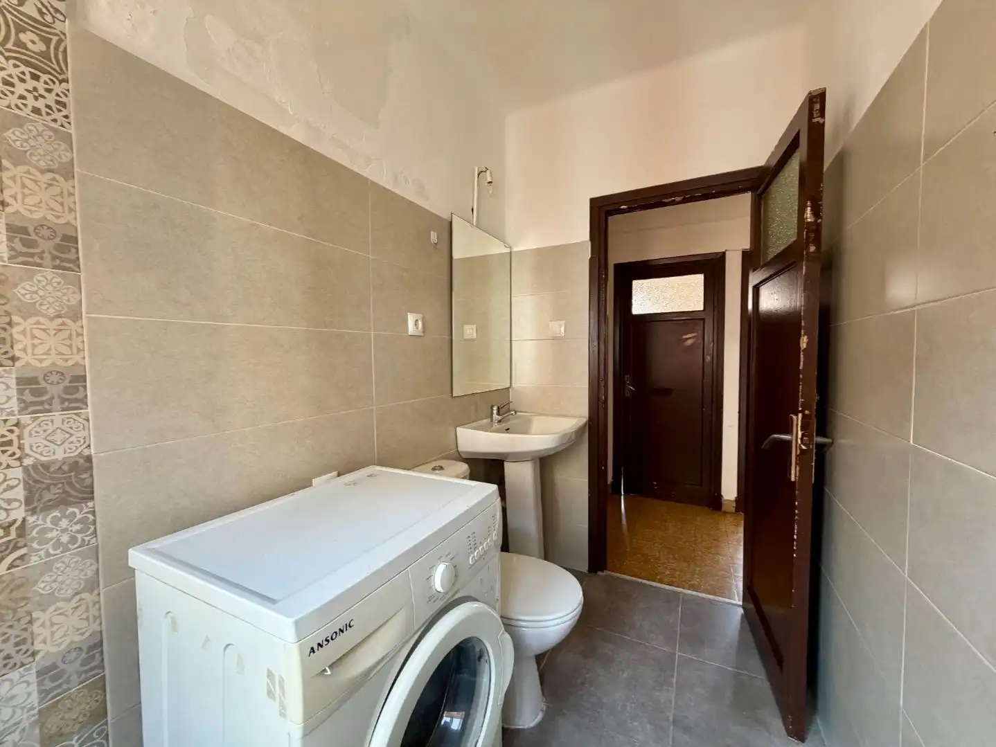 Bathroom of Flat for sale in Oviedo 