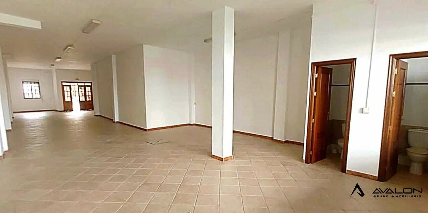 Gewerbefläche zum Verkauf in VILLANUEVA DE LOS CASTILLEJOS, imagen 7