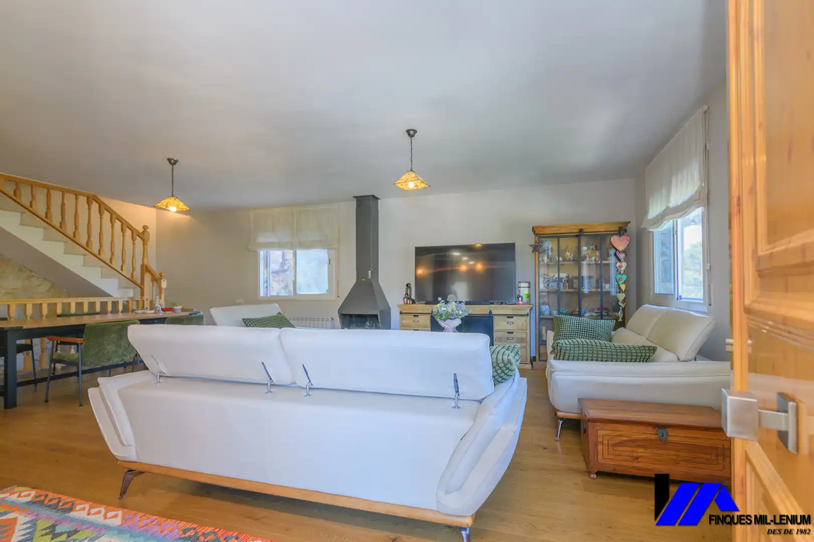 Sala de estar de Casa o chalet en venta en Vallirana con Aire acondicionado, Calefacción y Jardín privado