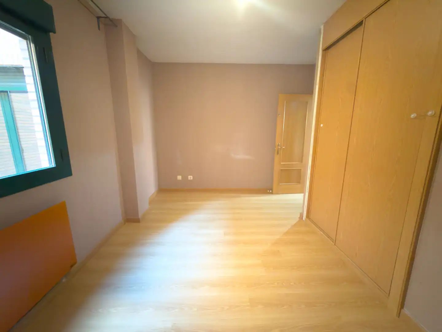 Bedroom of Flat for sale in Casarrubios del Monte  with Heating and Parquet flooring