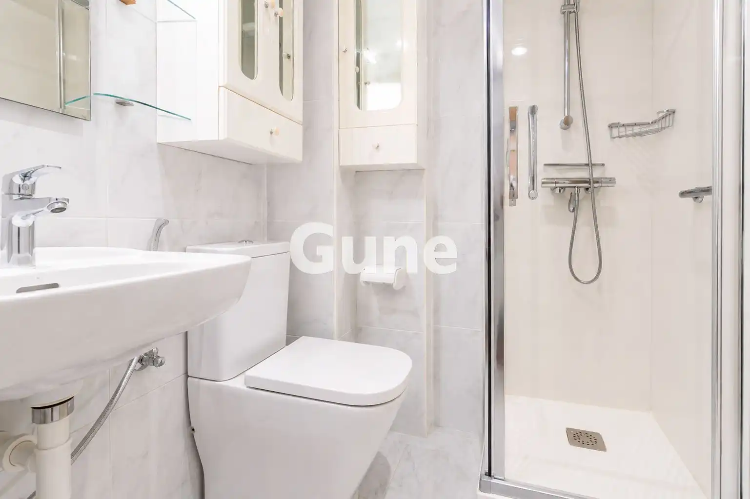 Baño de Piso en venta en Beasain con Calefacción, Terraza y Trastero
