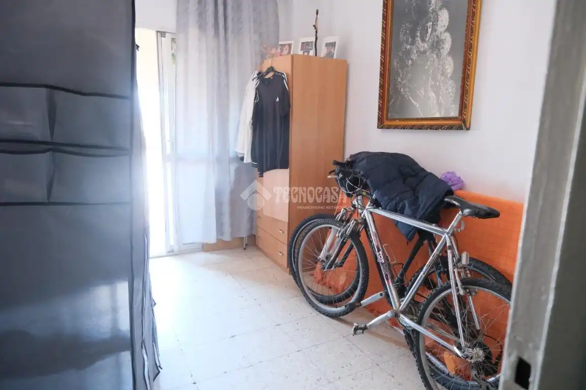Habitación de Piso en venta en Sevilla