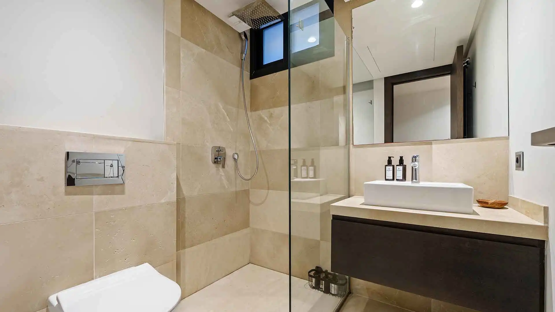 House with pool for sale in CEFEO-HAZA DEL CONDE 21, imagen 6