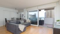 Sala d'estar de Pis en venda en Donostia - San Sebastián  amb Terrassa