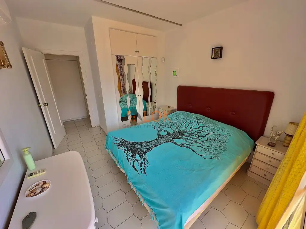 Bedroom of Flat for sale in Benalmádena