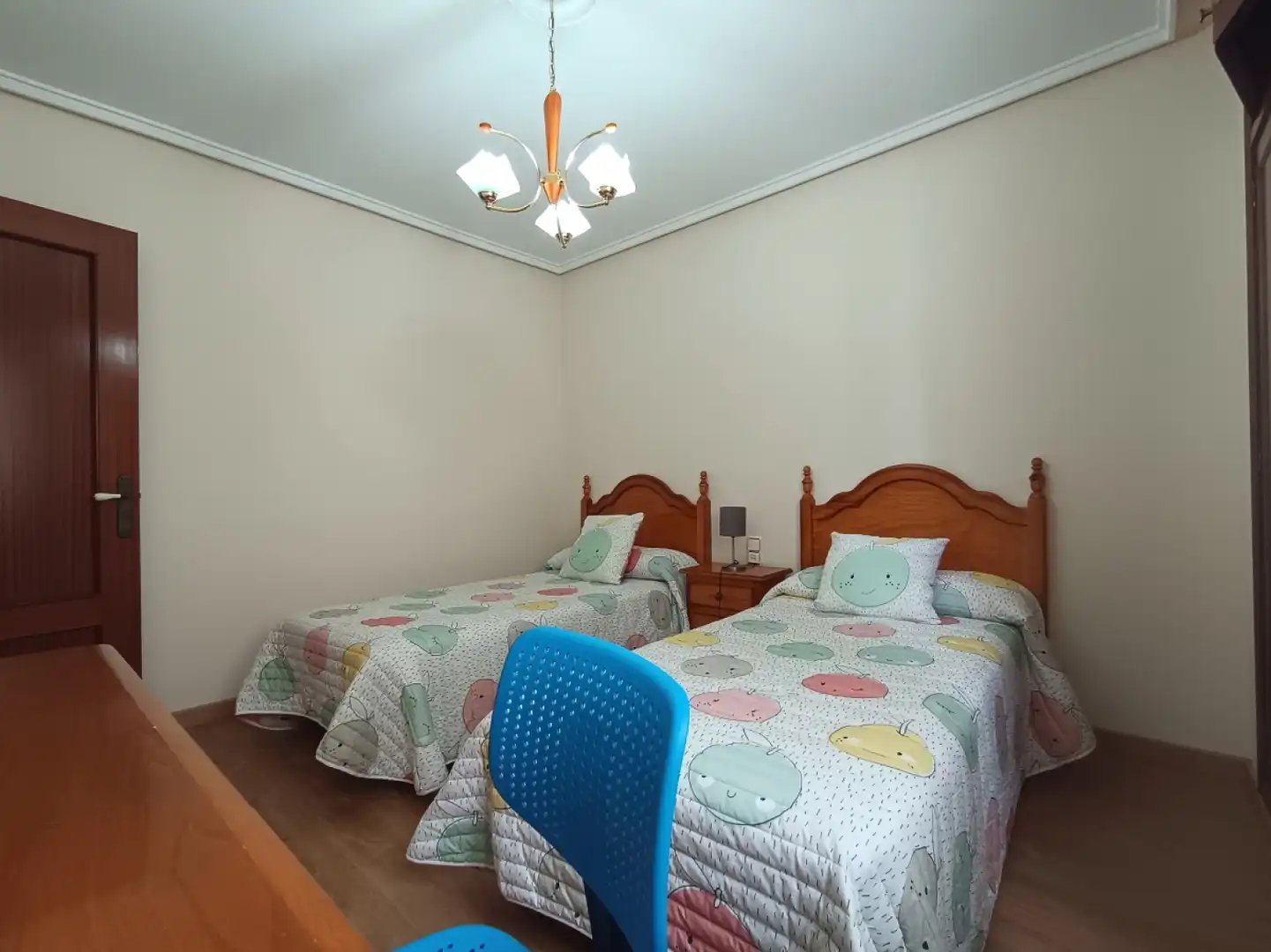 Schlafzimmer von Wohnung zur Miete in Gijón  mit Heizung, Abstellraum und Möbliert