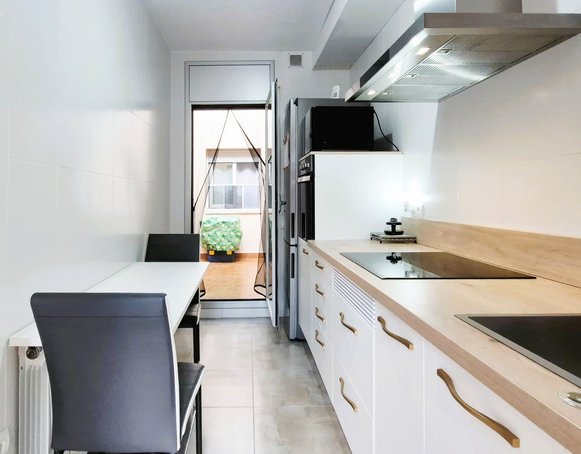 Kitchen of Flat for sale in Terrassa  with Air Conditioner, Heating and Private garden
