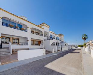 Vista exterior de Casa o xalet en venda en Orihuela amb Aire condicionat, Terrassa i Balcó
