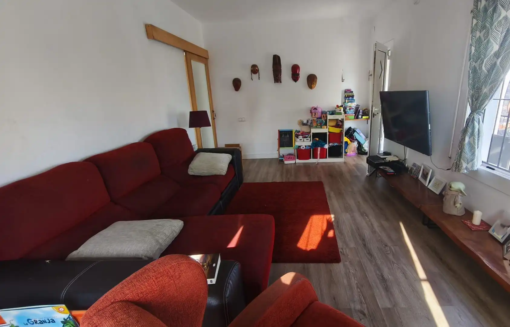 Sala de estar de Casa o chalet en venta en Cervelló con Calefacción, Jardín privado y Parquet