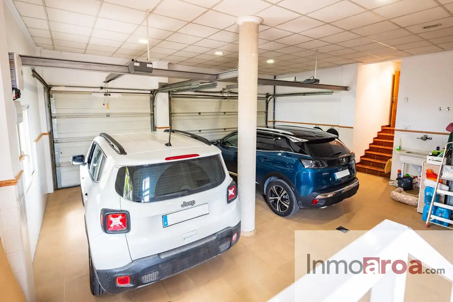 Parking de Casa o chalet en venta en Paterna con Jardín privado, Terraza y Piscina