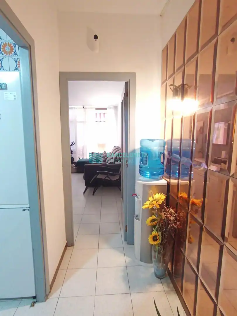 Piso en venta en Barcelona con Calefacción, Terraza y Alarma