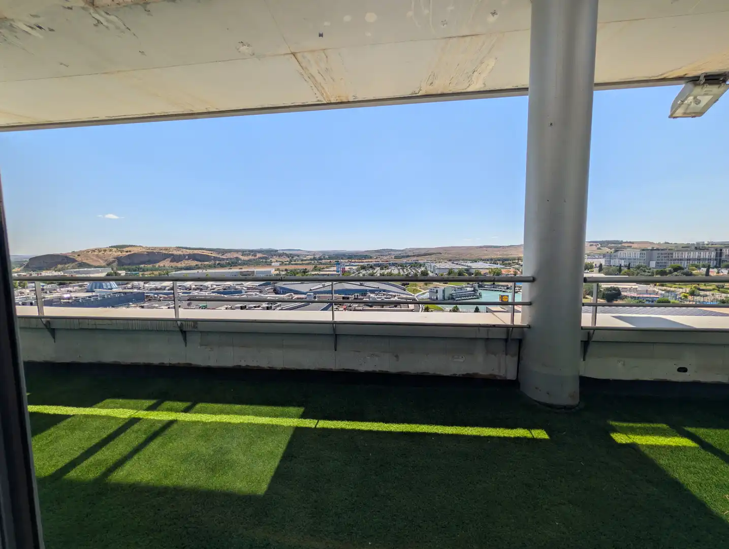 Terrasse von Büro zur Miete in Rivas-Vaciamadrid mit Klimaanlage, Heizung und Terrasse