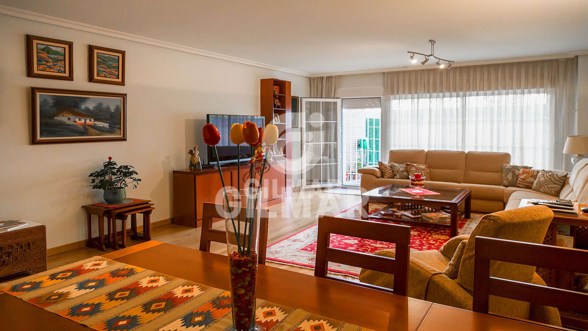 Living room of Single-family semi-detached for sale in  Madrid Capital  with Heating and Private garden