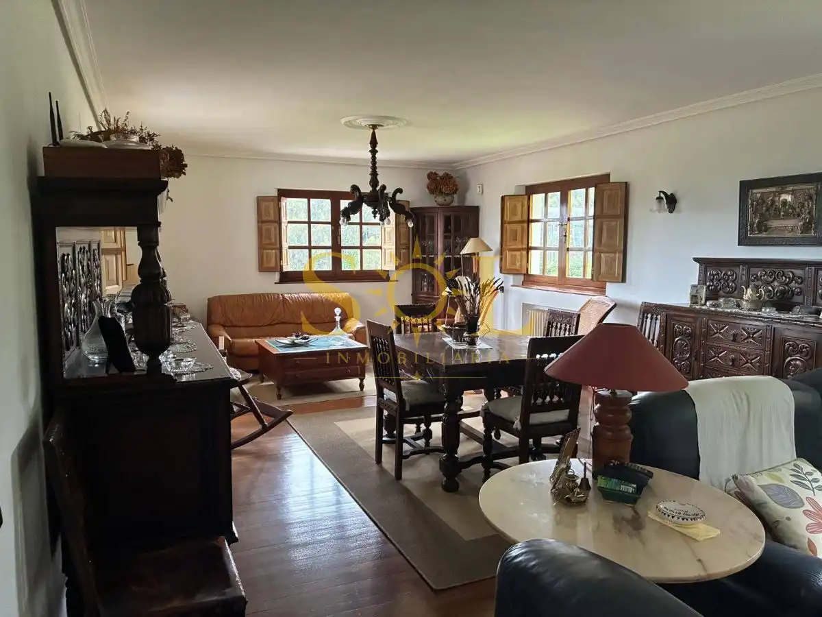Sala d'estar de Casa o xalet en venda en Pravia amb Calefacció i Jardí privat
