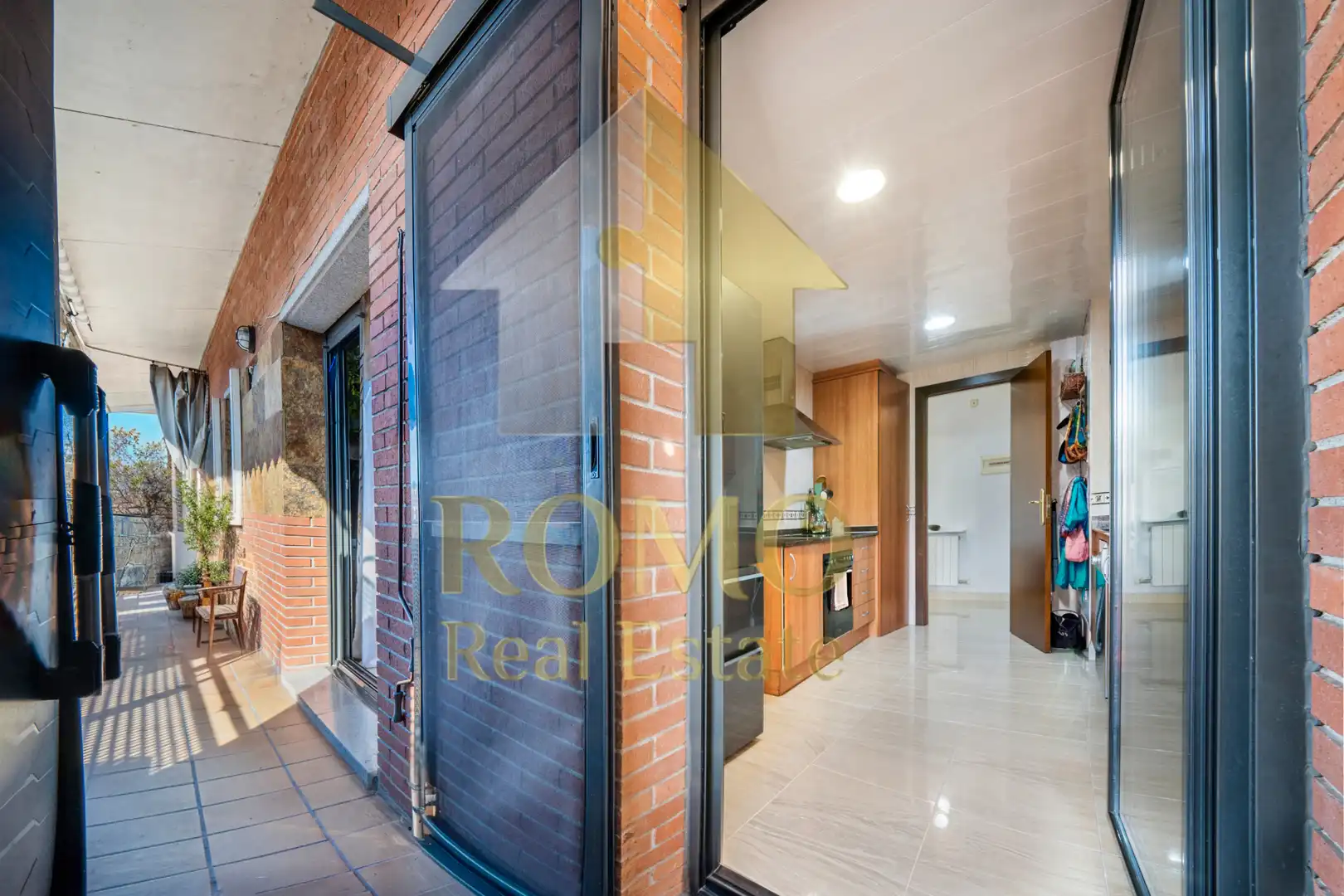Vista exterior de Dúplex en venta en Canovelles con Aire acondicionado, Calefacción y Balcón