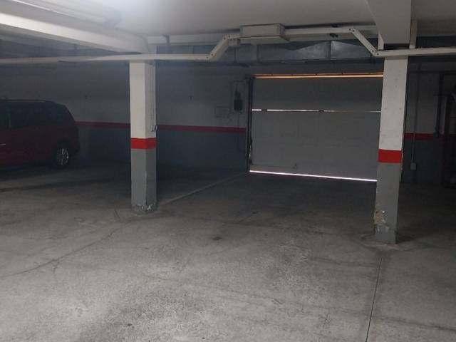 Garaje en Alquiler en Calle El Cano, 11 en Los Abrigos