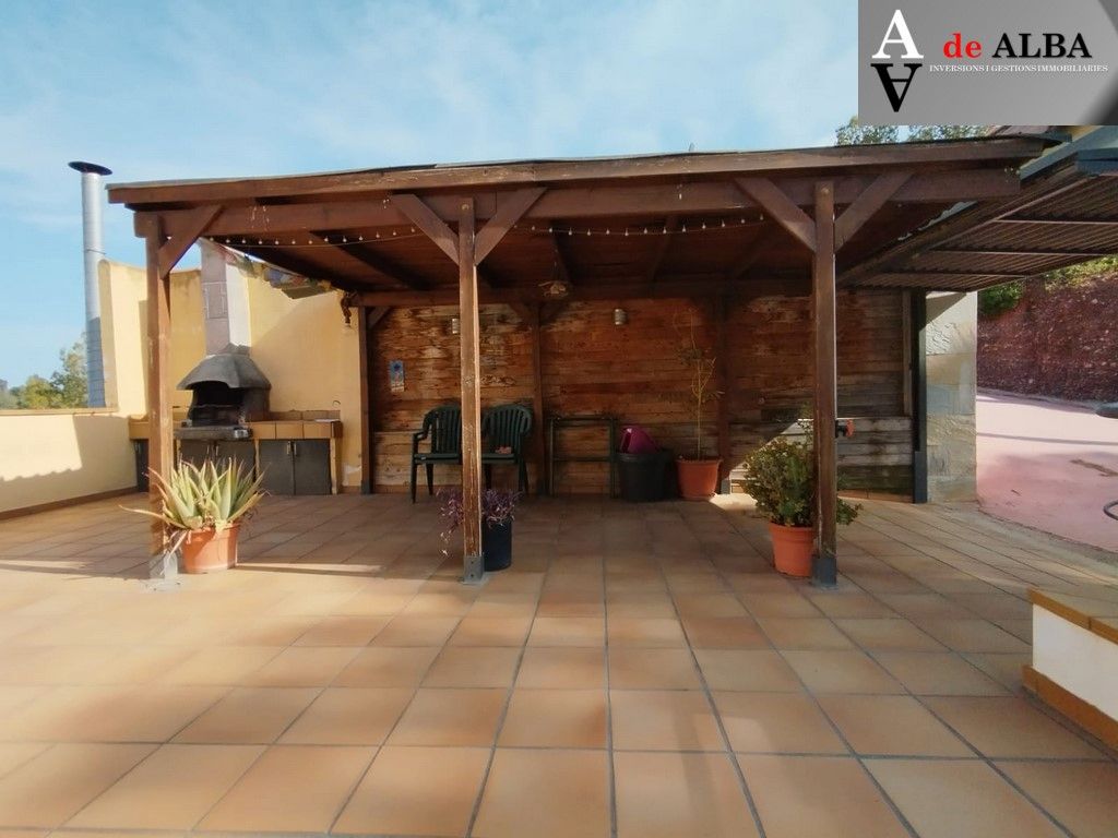 Terrace of House or chalet for sale in Pallejà  with Air Conditioner, Heating and Parquet flooring