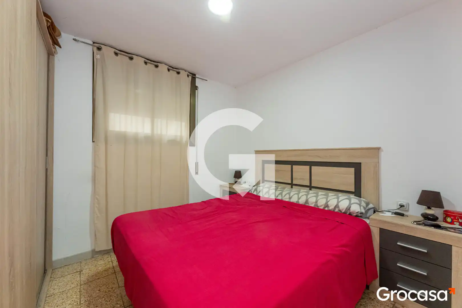 Dormitori de Pis en venda en Cornellà de Llobregat amb Aire condicionat, Calefacció i Traster