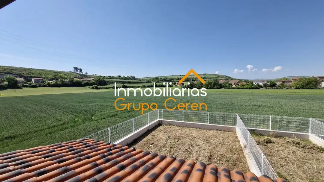 Casa adosada en venda en Herramélluri amb Calefacció, Jardí privat i Terrassa