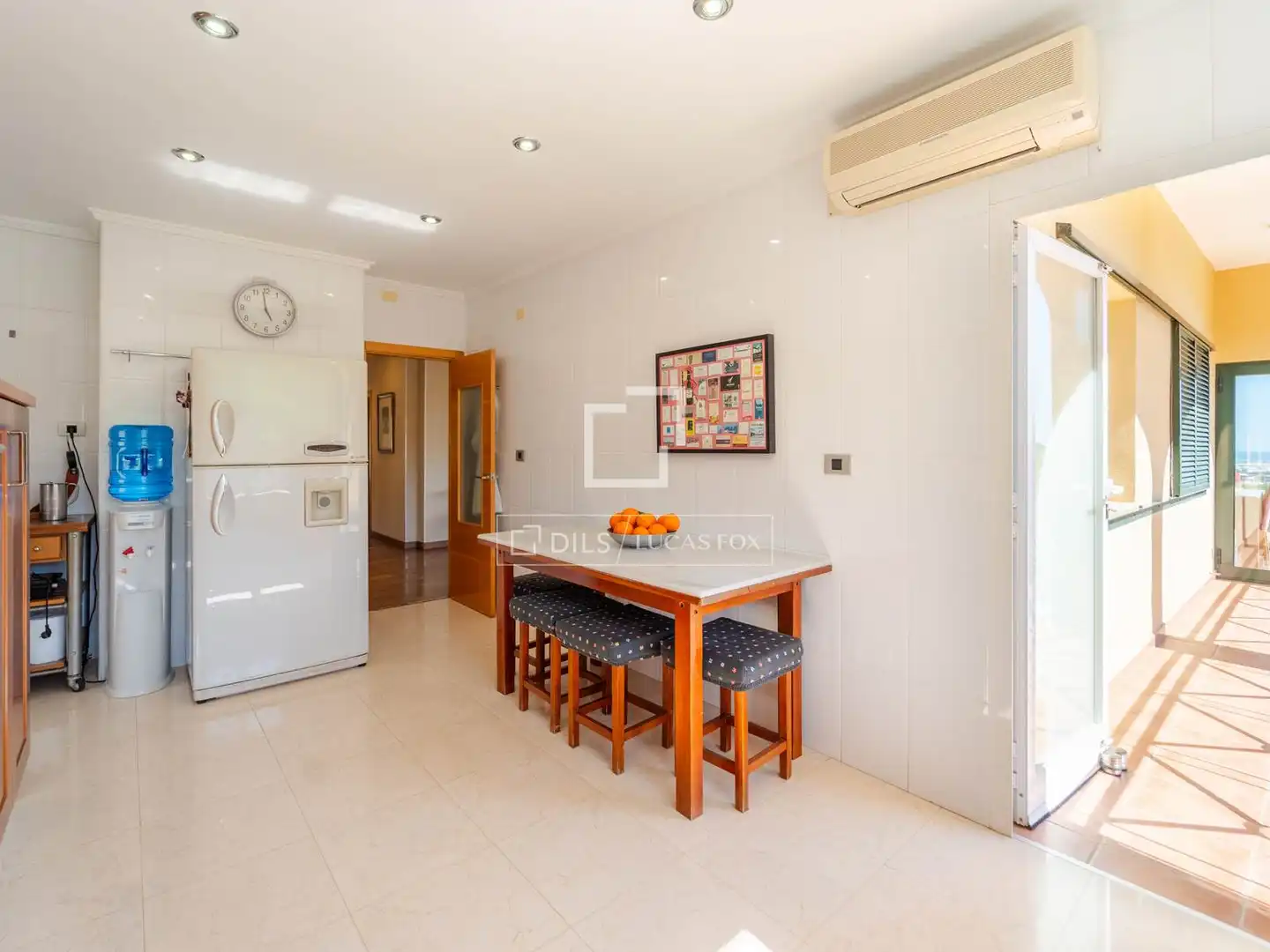 Kitchen of Houses for sale in Sagunto / Sagunt  with Air Conditioner, Heating and Private garden