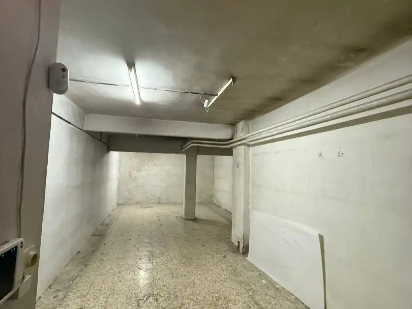Geschaftsraum zur Miete in Madrid mit Klimaanlage, Heizung und Parkett