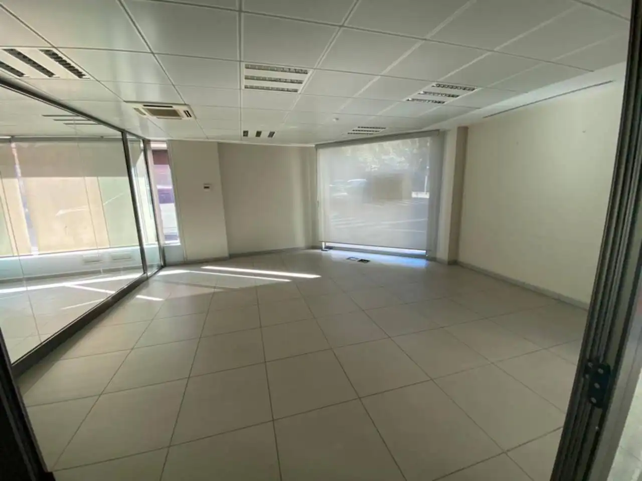 Oficina de lloguer a Montornès del Vallès, imagen 6