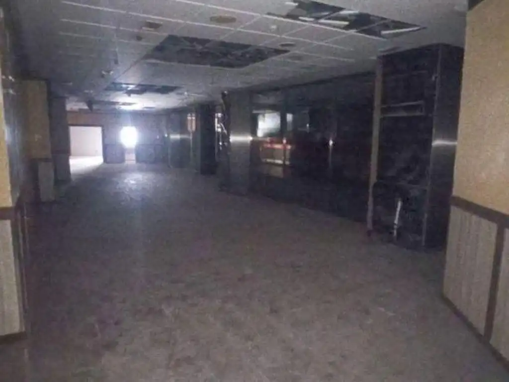 Local comercial en venda a Calle la Carolina, imagen 12