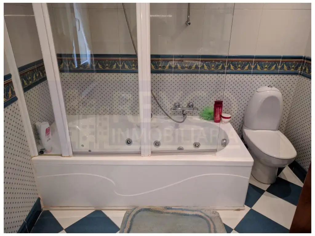 Bathroom of Houses for rent in Santo Domingo de la Calzada  with Private garden and Balcony