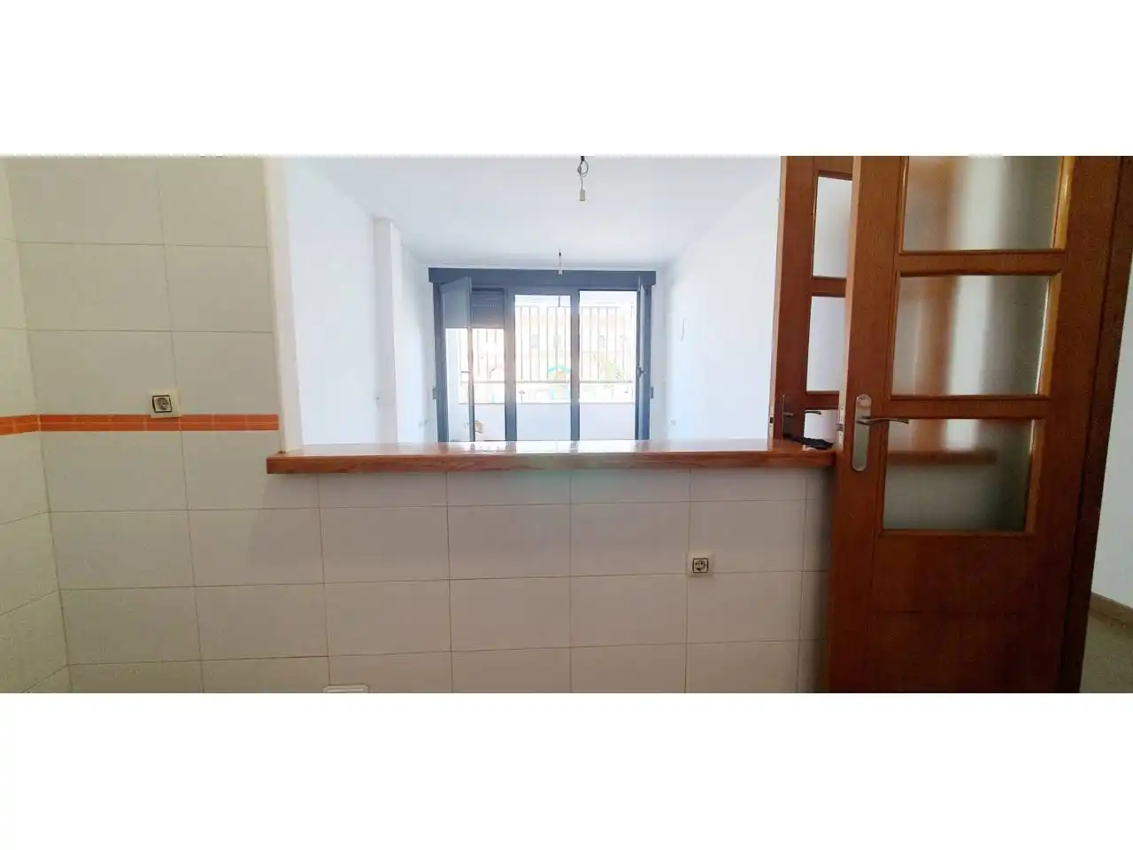 Vista exterior de Pis en venda en El Ejido amb Terrassa, Balcó i Alarma