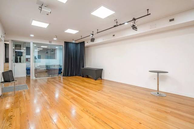 Local comercial en Alquiler en Cortes - Huertas