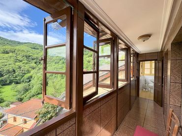 Casa con balcone in vendita a Lugar Lugar Boo 156