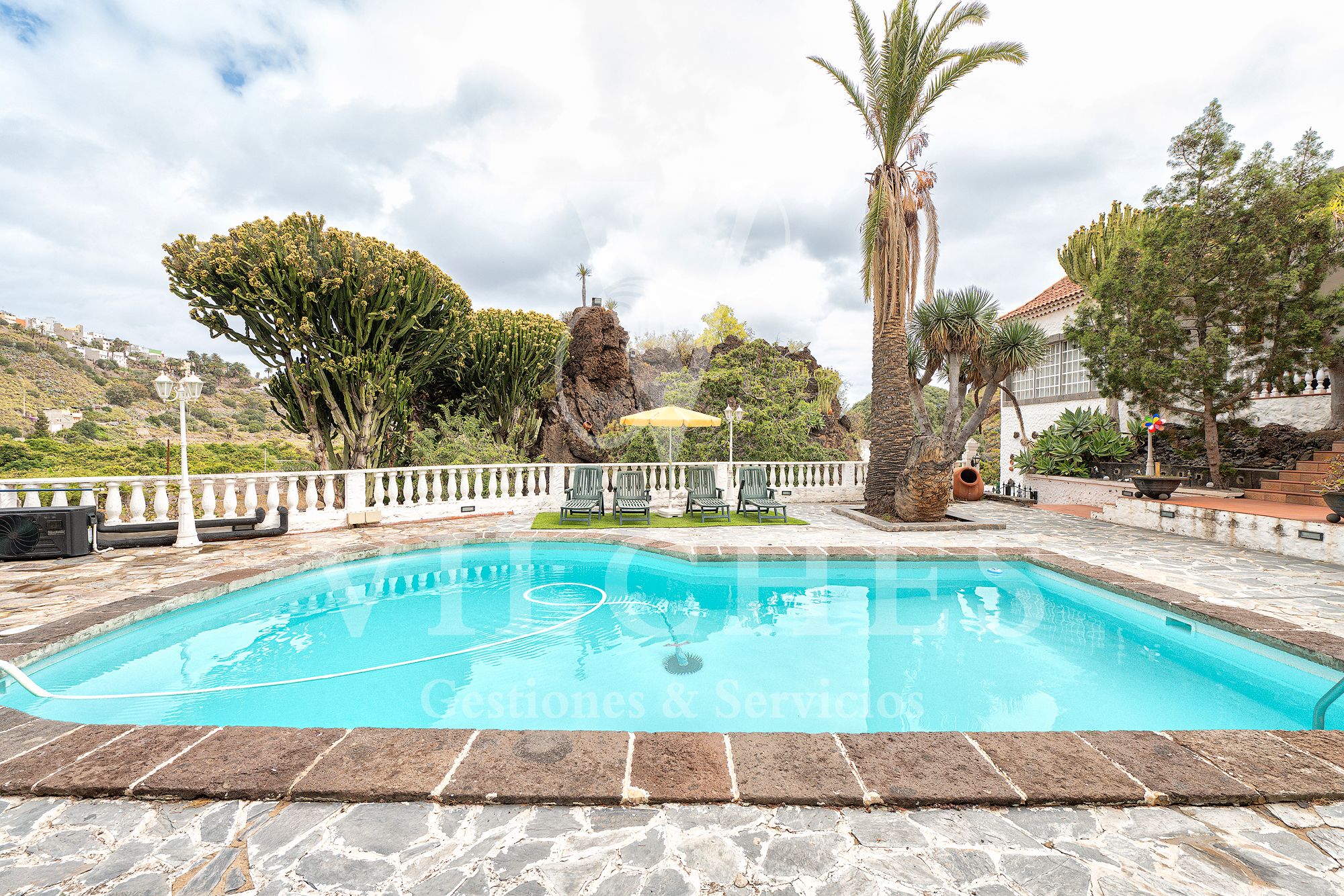 Swimming pool of House or chalet for sale in Las Palmas de Gran Canaria  with Air Conditioner, Private garden and Terrace