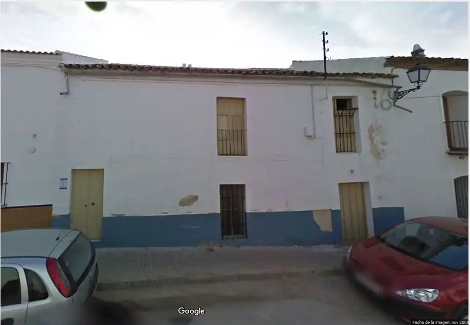 Casa con jardín en venta en Calle Díaz Crespo 1