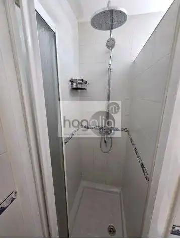 Baño de Estudio de alquiler en Sevilla con Aire acondicionado y Amueblado
