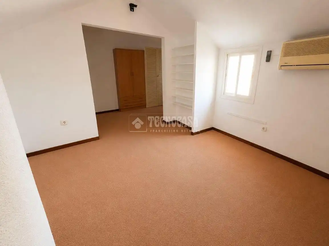 Bedroom of Flat for sale in Pinto  with Air Conditioner, Terrace and Balcony