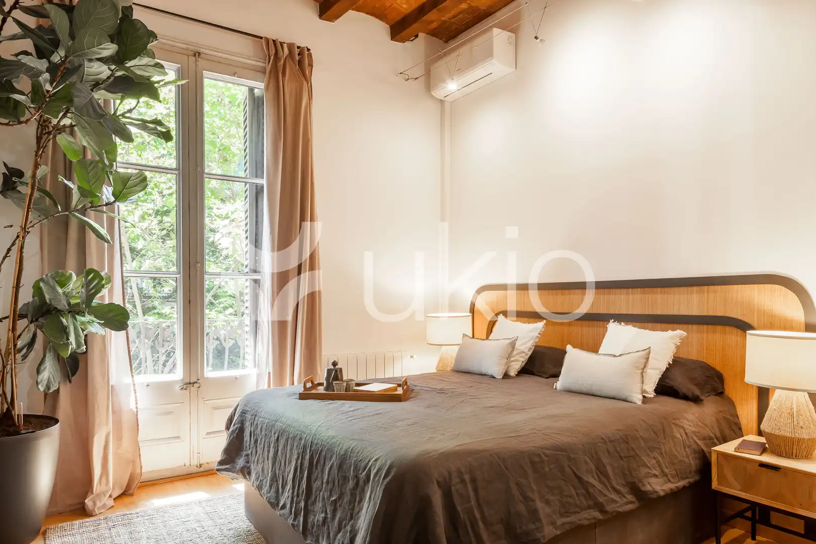 Mini appartamento con balcone in affitto a Carrer d'Aribau, imagen 4