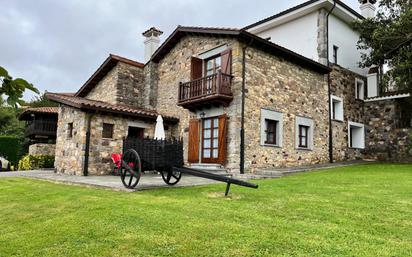 Außenansicht von Haus oder Chalet zum verkauf in Illas mit Terrasse und Balkon