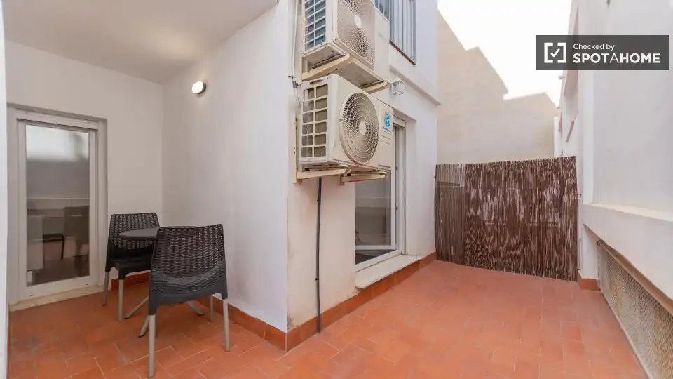 Terraza de Piso de alquiler en Valencia con Aire acondicionado, Calefacción y Amueblado