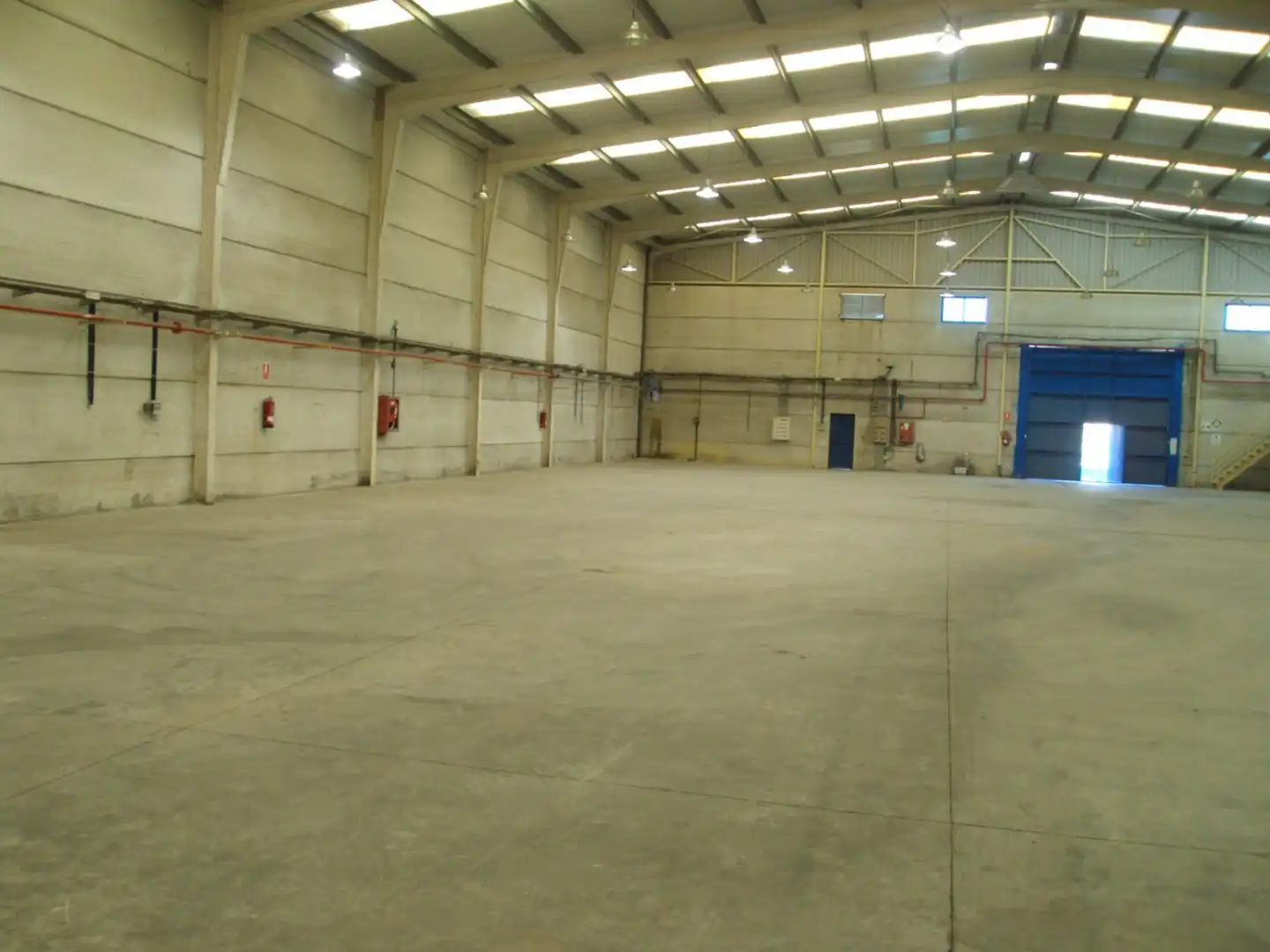Fabrikhallen zur Miete in Alcalá de Guadaira