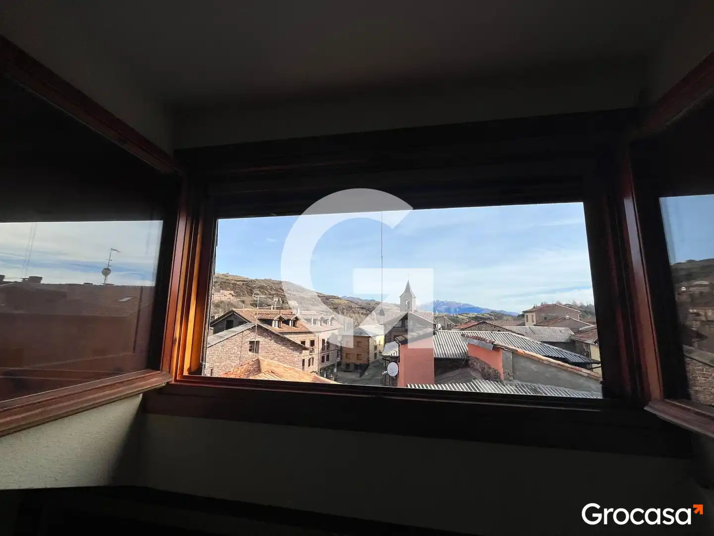 Dormitori de Àtic en venda en Laspaúles amb Calefacció, Moblat i Forn