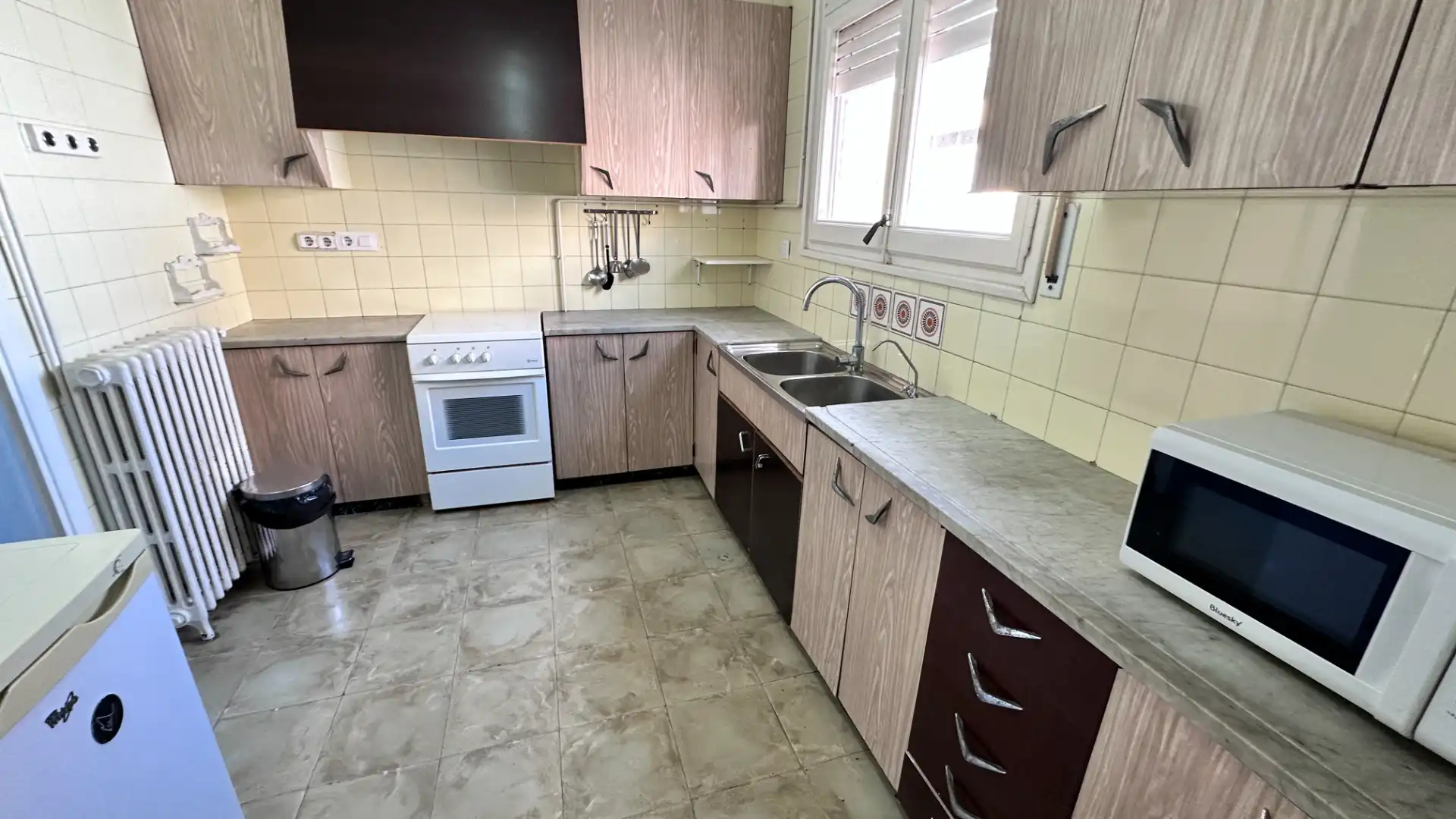 Cuina de Casa o xalet en venda en Reus amb Calefacció, Jardí privat i Terrassa