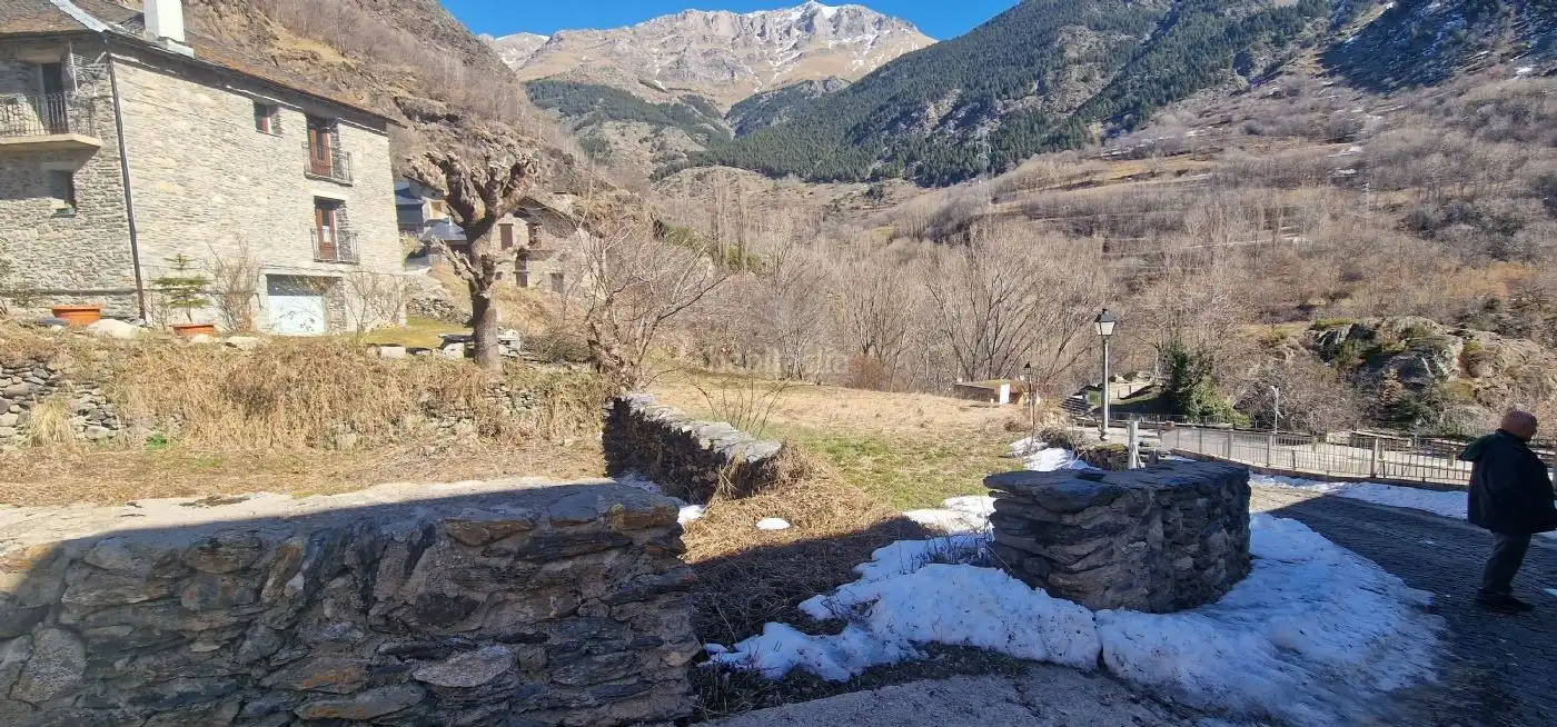 Wohnbaugrundstück zum Verkauf in Carrer a Capdella 24, imagen 2