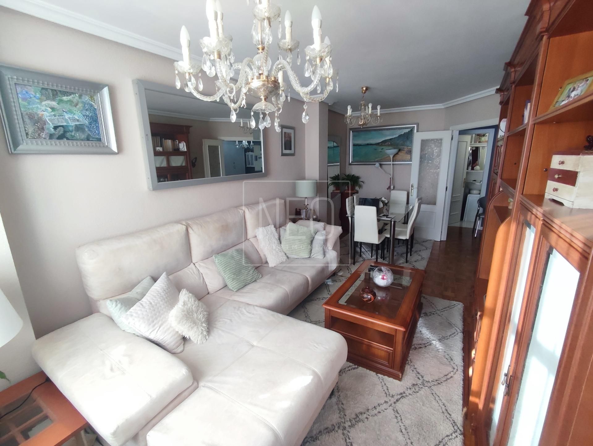 Living room of Duplex for sale in Oviedo   with Heating, Terrace and Storage room