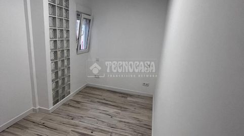 Foto 5 de Piso en venta en Los Cármenes, Madrid Capital
