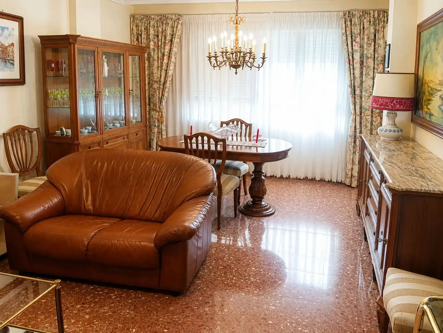 Living room of Flat for rent in Valencia  with Air Conditioner, Furnished and Oven