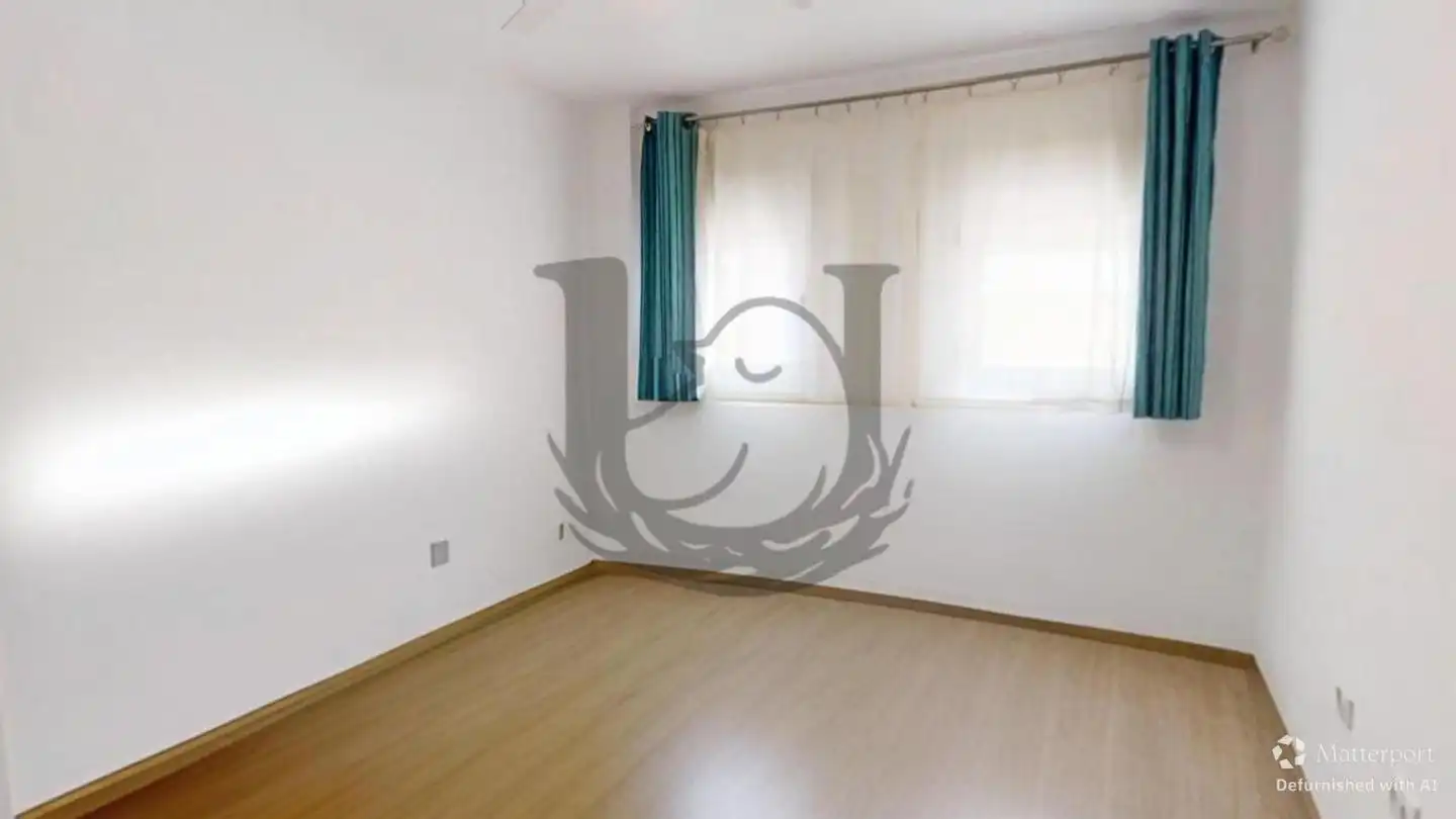 Bedroom of Attic for sale in Silla  with Air Conditioner, Heating and Terrace