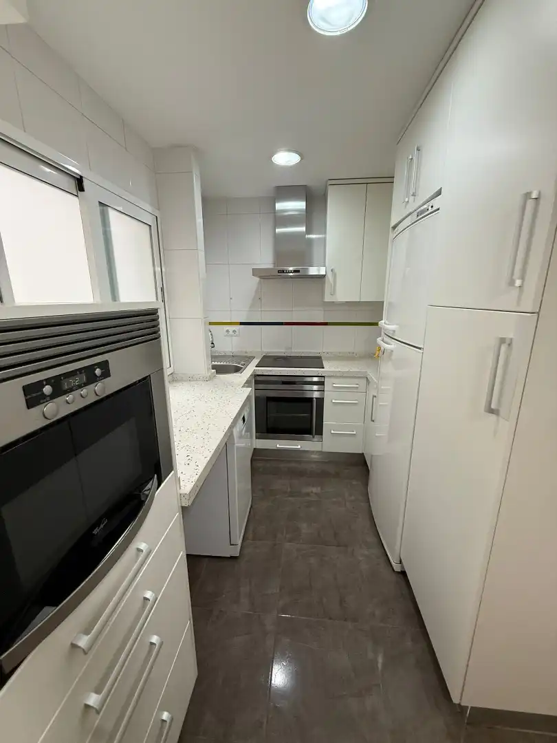 Cocina de Piso en venta en Oviedo  con Calefacción