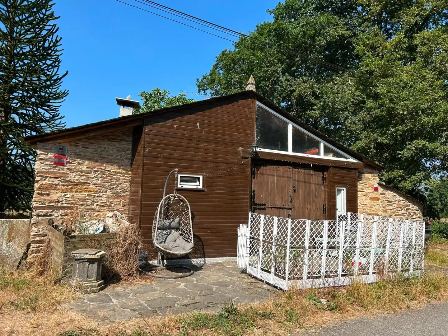 Vista exterior de Casa o xalet en venda en Cospeito amb Calefacció, Jardí privat i Terrassa