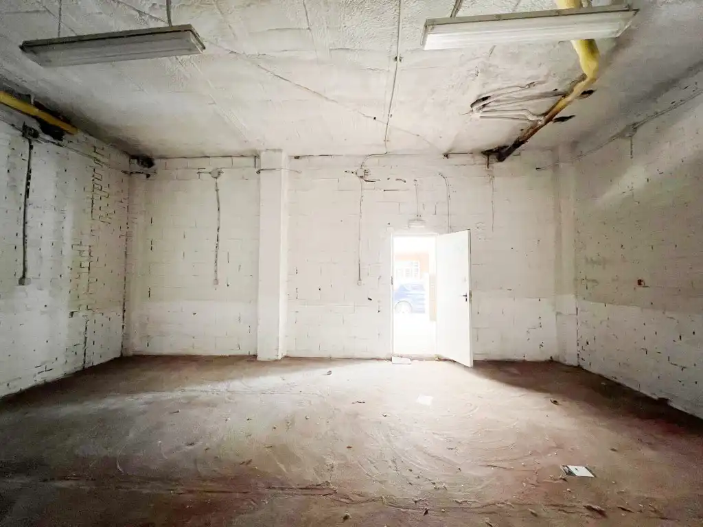 Gewerbefläche zum Verkauf in Calle Dámaso Alonso, imagen 5